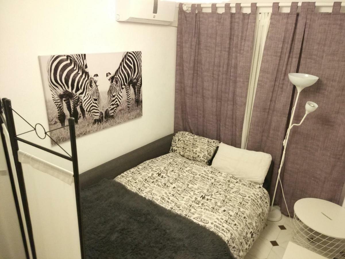 Apartamento Capuchinos Malaga Exterior photo